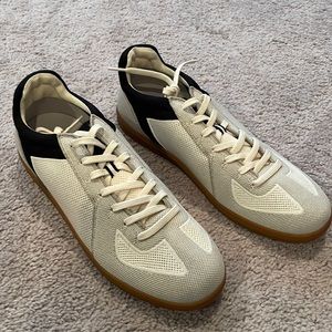 BNIB Rothy’s RS01 panther sneakers size 12